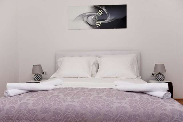 Апартаменты Lux Apartman Casablanca Плужине-3